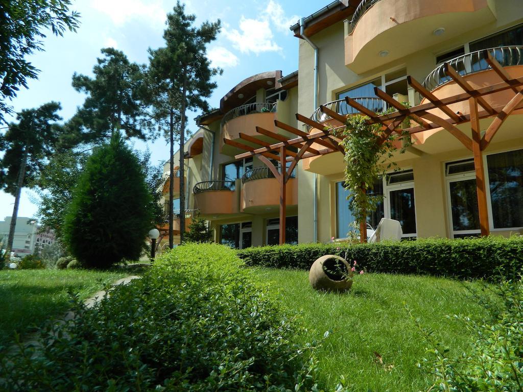 Family Hotel Privileg Sunny Beach Exterior foto