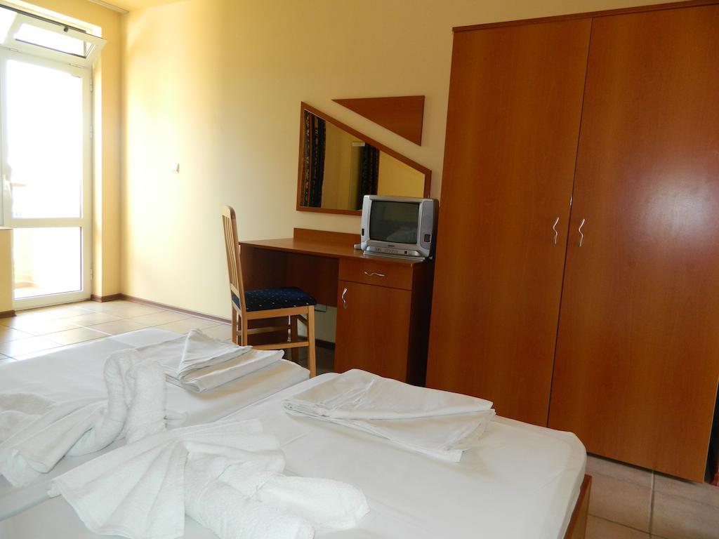 Family Hotel Privileg Sunny Beach Habitación foto