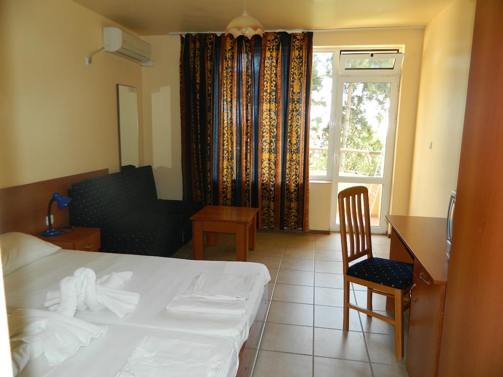 Family Hotel Privileg Sunny Beach Habitación foto