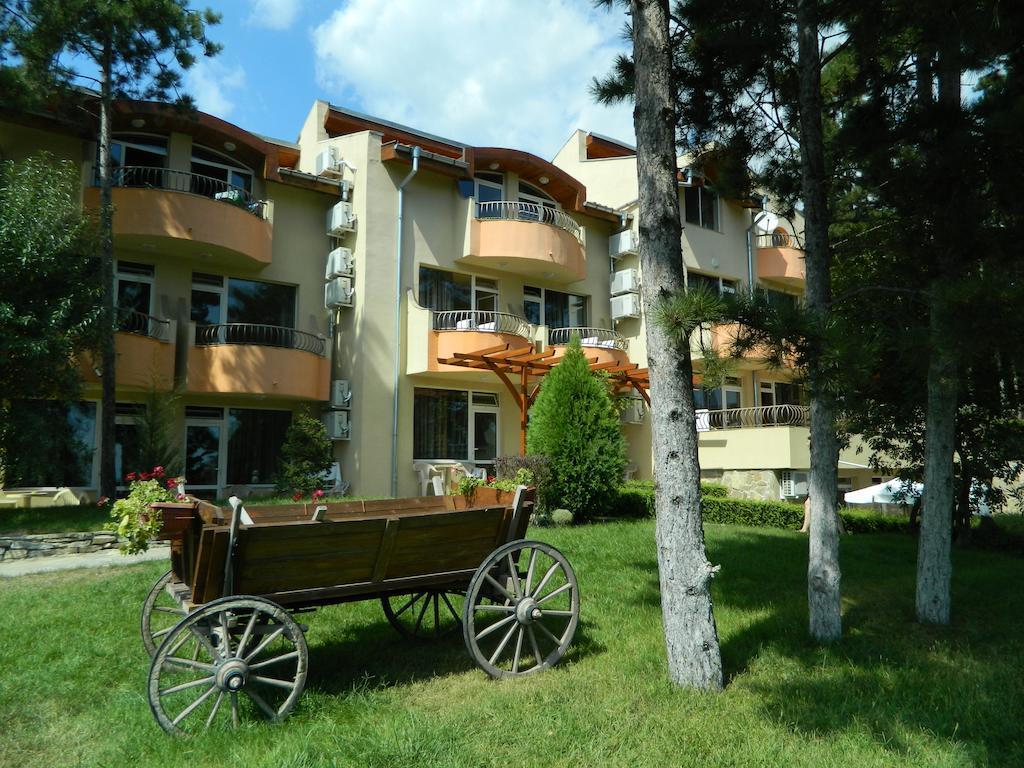 Family Hotel Privileg Sunny Beach Exterior foto
