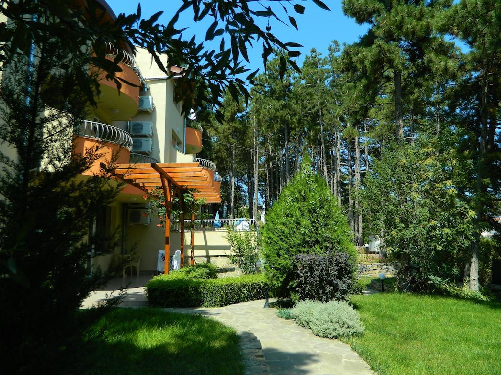 Family Hotel Privileg Sunny Beach Exterior foto